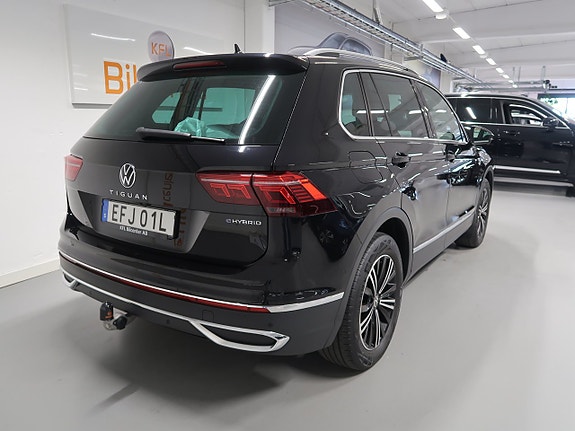 Volkswagen Tiguan 6 of 30