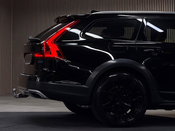 Volvo V90 Cross Country 11 of 30