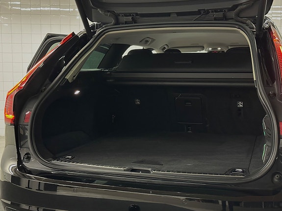 Volvo V90 Cross Country 30 of 30