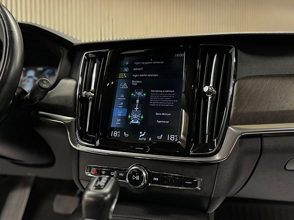 Volvo V90 Cross Country 20 of 30
