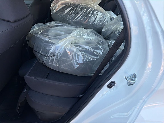 Toyota Yaris 7 of 13