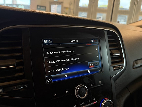 Renault Megane 13 of 23