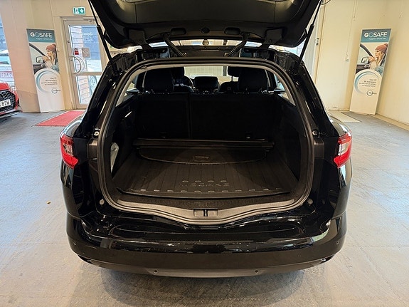Renault Megane 21 of 23