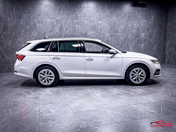 Skoda Octavia 8 of 28