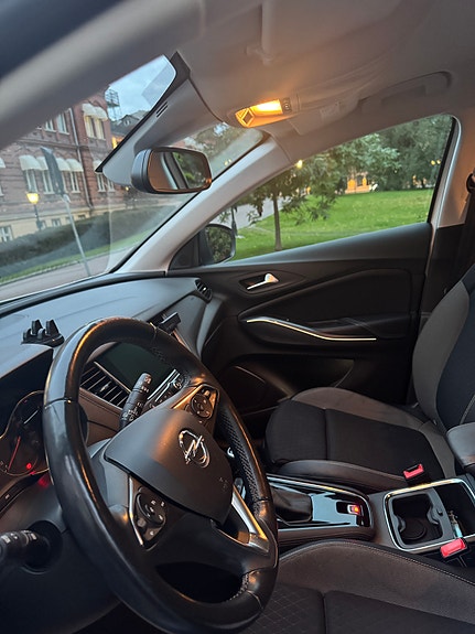 Opel Grandland X 12 of 12