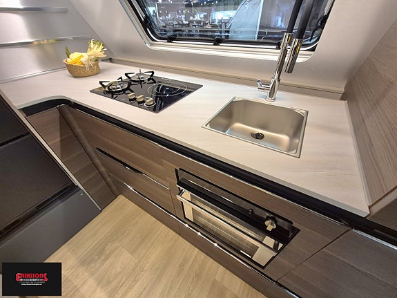 Adria ALPINA 663 HT 6 of 13