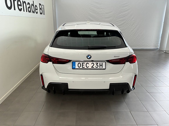 BMW 120 11 of 13