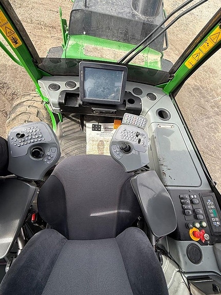 John Deere 1210G 5 of 7