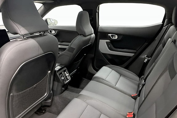 Polestar 2 8 of 9