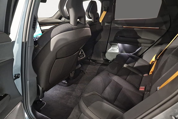 Polestar 3 12 of 21