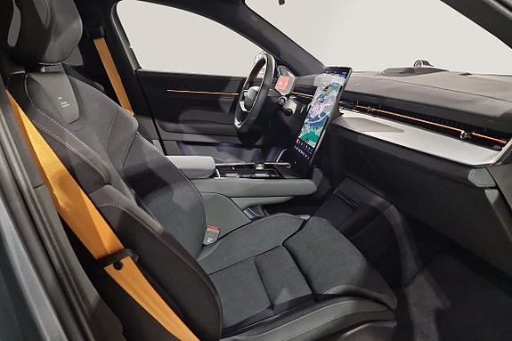 Polestar 3 14 of 21