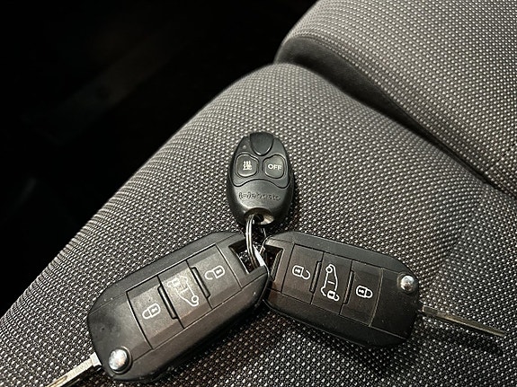 Peugeot Partner 21 of 24