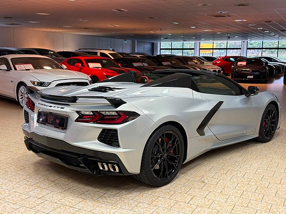 Chevrolet Corvette 8 of 28