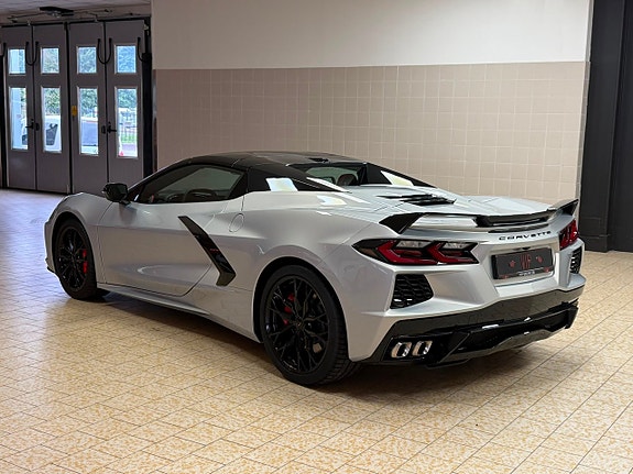 Chevrolet Corvette 26 of 28