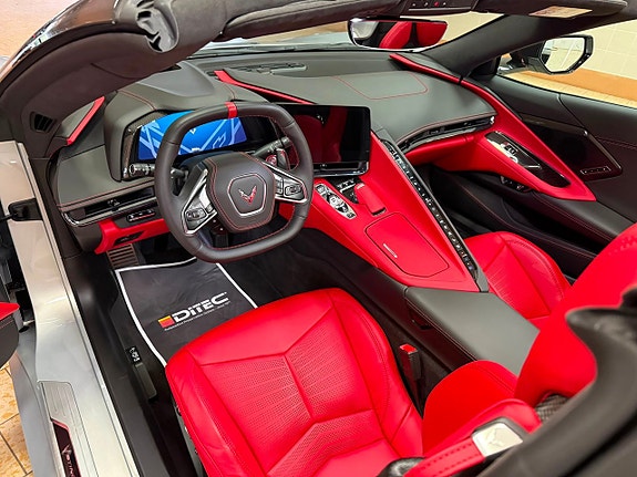 Chevrolet Corvette 13 of 28