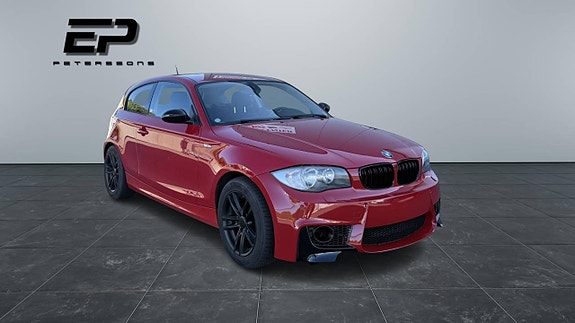 BMW 116i 3 of 8