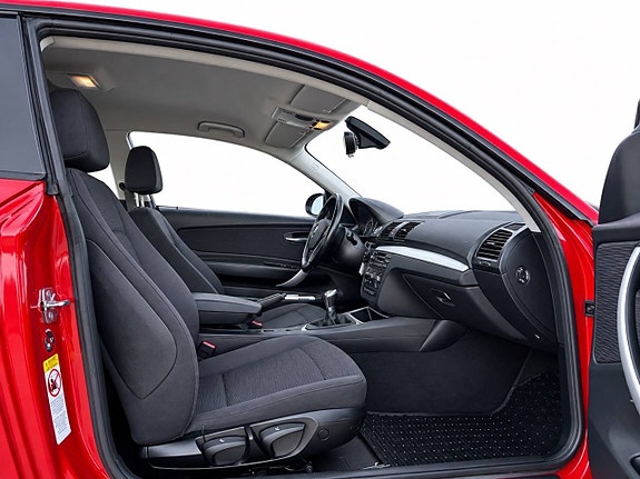 BMW 116i 8 of 8