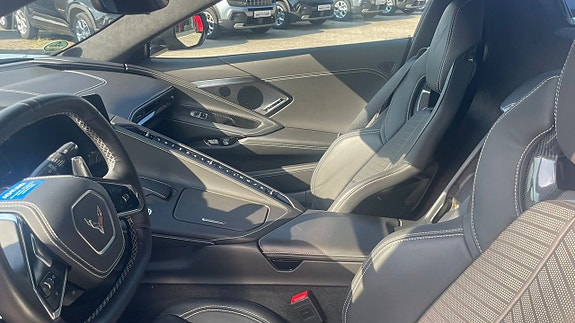 Chevrolet Corvette 8 of 8