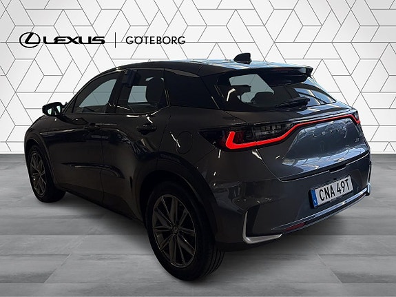 Lexus LBX 4 of 15