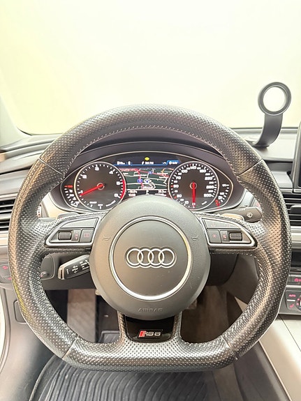 Audi A6 7 of 16