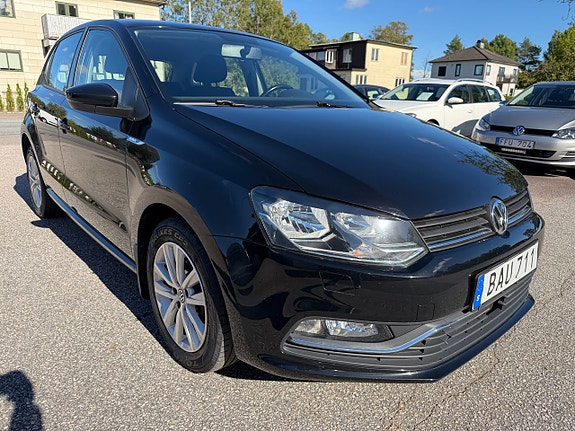 Volkswagen Polo 10 of 16