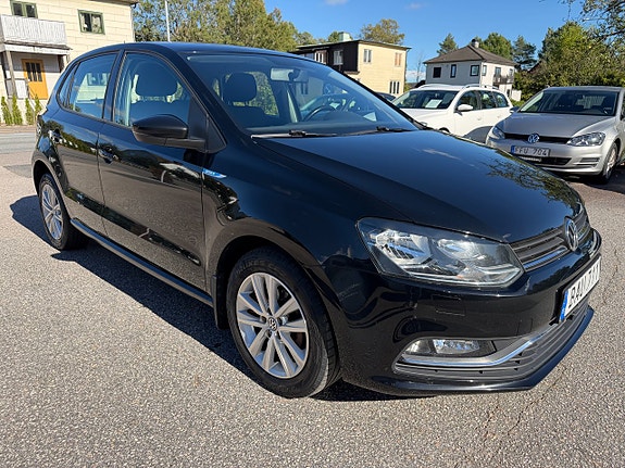 Volkswagen Polo 9 of 16