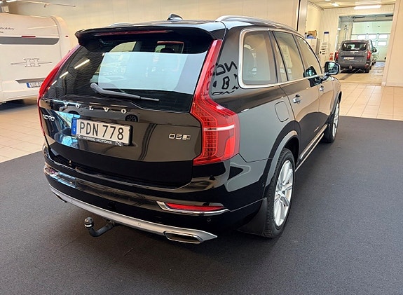 Volvo XC90 4 of 12