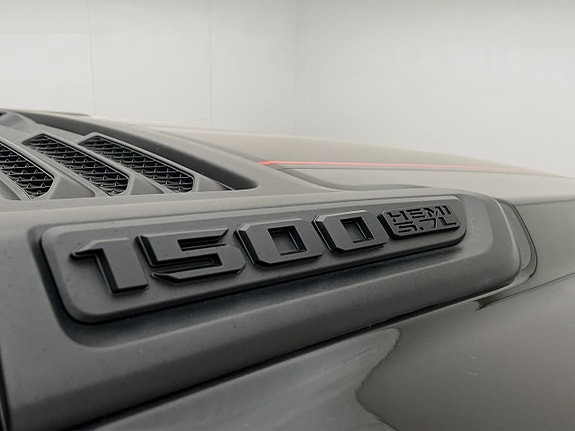 Dodge RAM 1500 13 of 30
