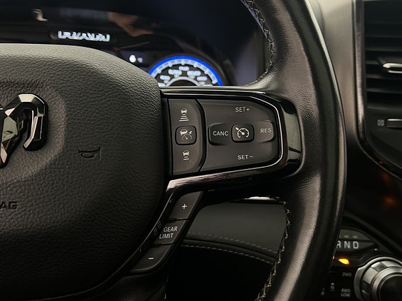 Dodge RAM 1500 25 of 30