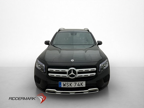Mercedes-Benz GLB250 3 of 30