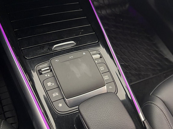 Mercedes-Benz GLB250 24 of 30