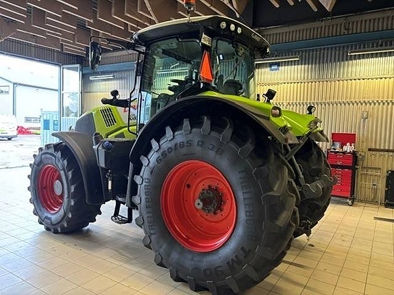 CLAAS Axion 870 Cmatic 13 of 13