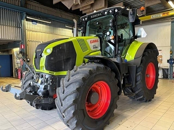 CLAAS Axion 870 Cmatic 2 of 13