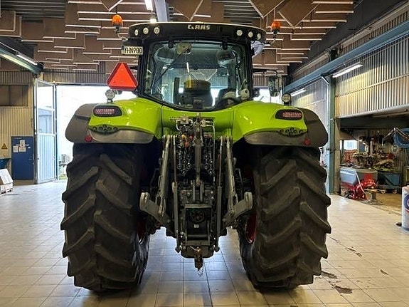 CLAAS Axion 870 Cmatic 6 of 13