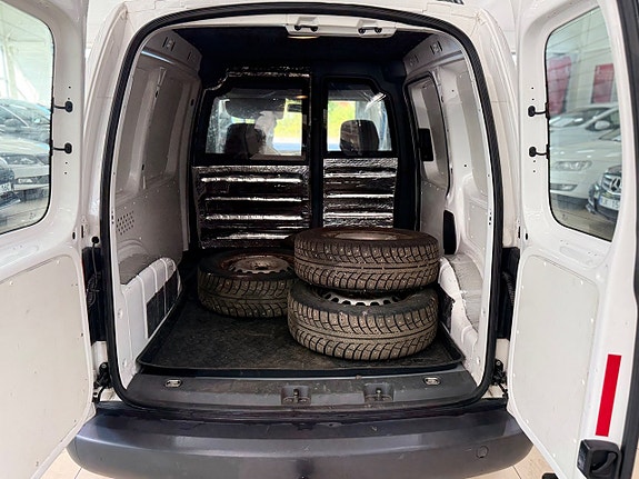 Volkswagen Caddy 10 of 19