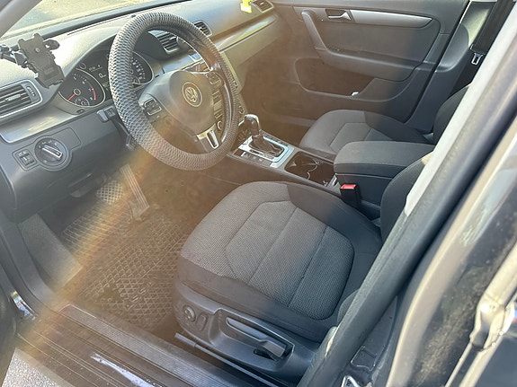 Volkswagen Passat 5 of 7