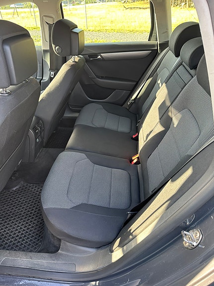 Volkswagen Passat 6 of 7