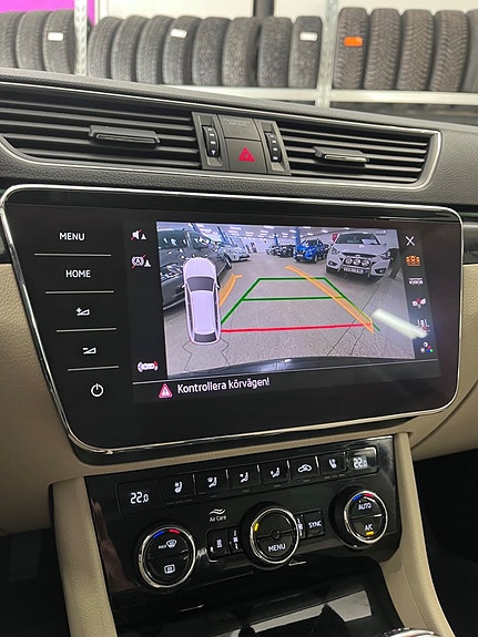 Skoda Superb 15 of 19