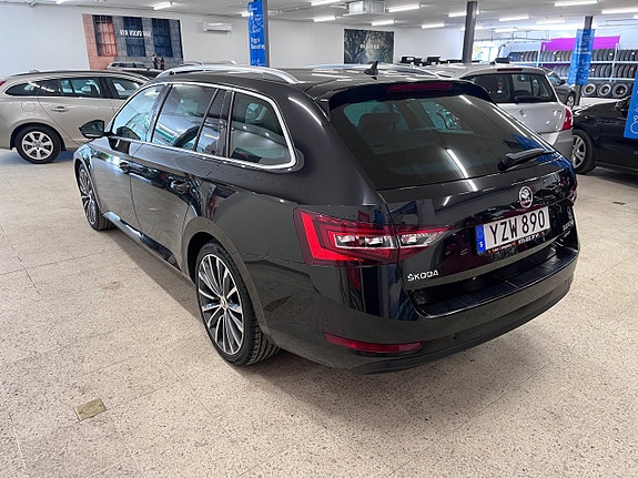 Skoda Superb 4 of 19