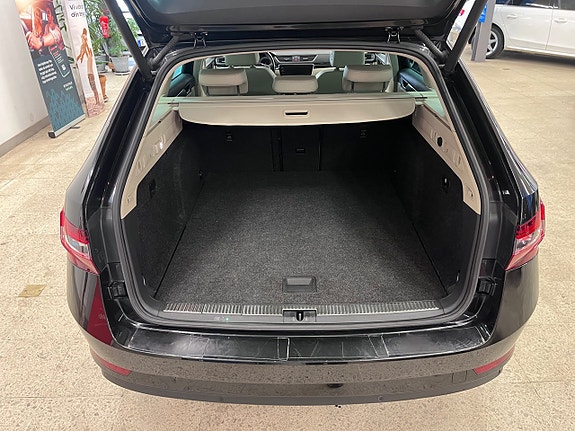Skoda Superb 10 of 19