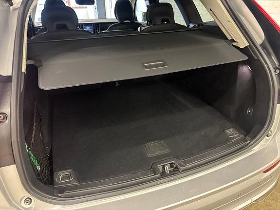Volvo XC60 7 of 19