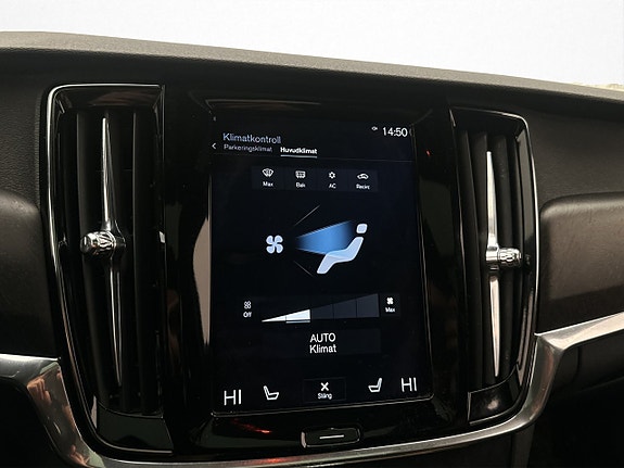Volvo V90 Cross Country 24 of 30