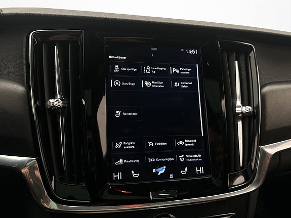 Volvo V90 Cross Country 25 of 30