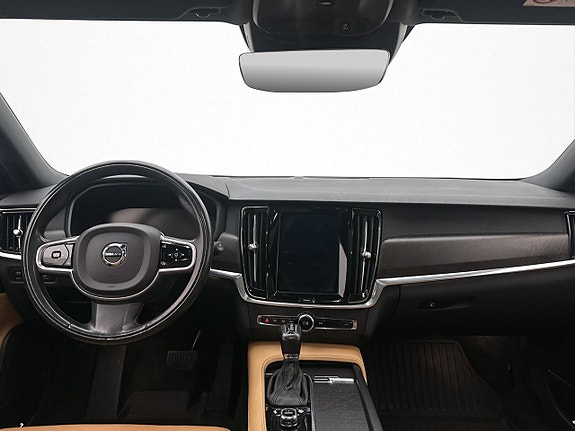 Volvo V90 Cross Country 14 of 30