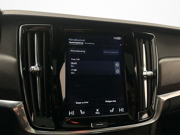 Volvo V90 Cross Country 23 of 30