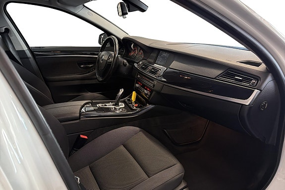 BMW 520d 14 of 22
