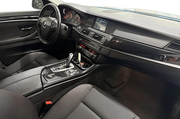 BMW 520d 15 of 22