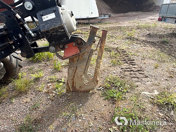 Redskapsbärare Ditch Witch R300 9 of 27