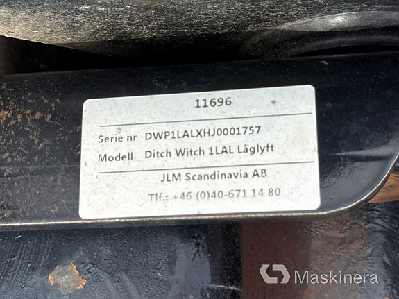 Redskapsbärare Ditch Witch R300 23 of 27