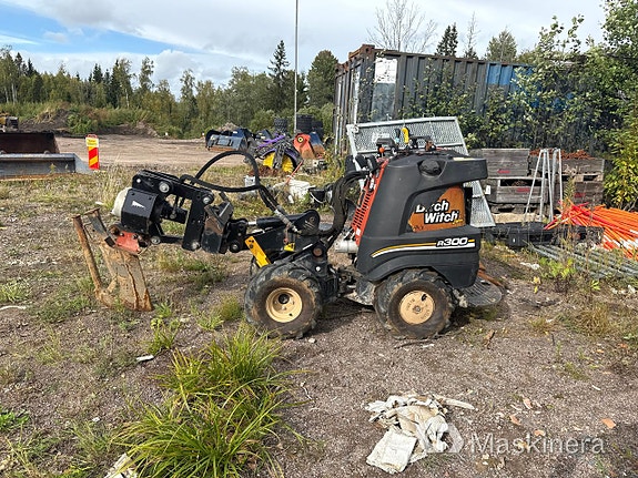 Redskapsbärare Ditch Witch R300 4 of 27